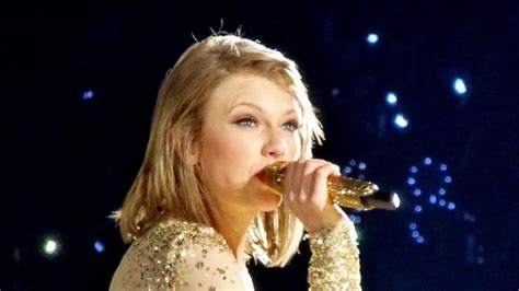 Ticket scam warning issued ahead of Taylor Swift concerts